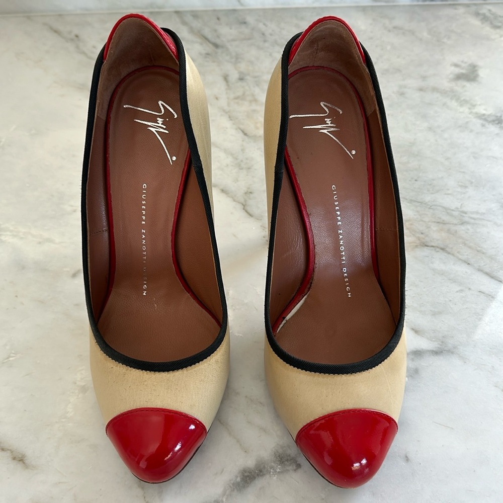 GIUSEPPE ZANOTTI Made in Italy Two-tone Tan Leather Red Tip Heels Size 38 1/2